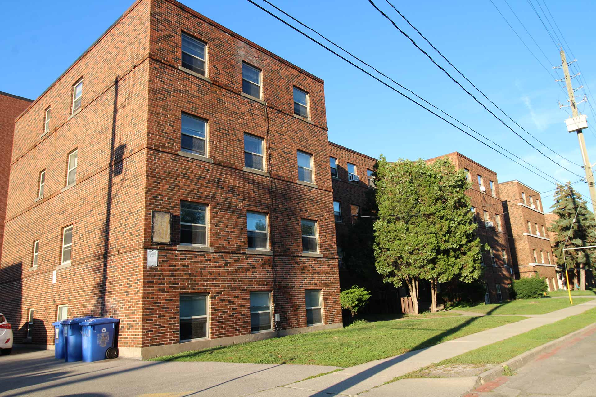 458460 Aberdeen Ave Marathon Properties